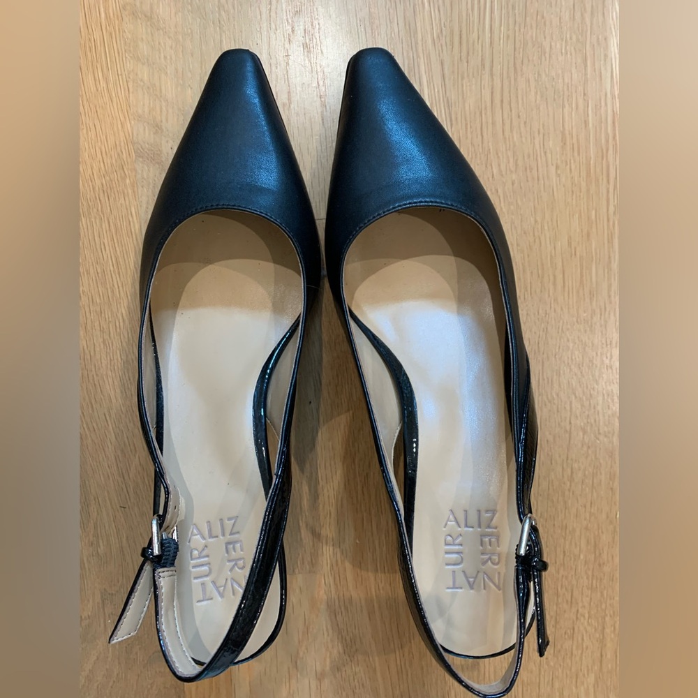 Naturalizer slingback kitten heels